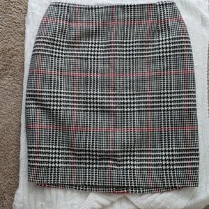 Cute red, black & white plaid skirt